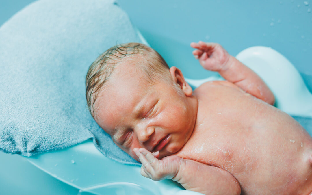 Discover the Comfort and Safety of Water Birthing at Little Stars & She Hospital
